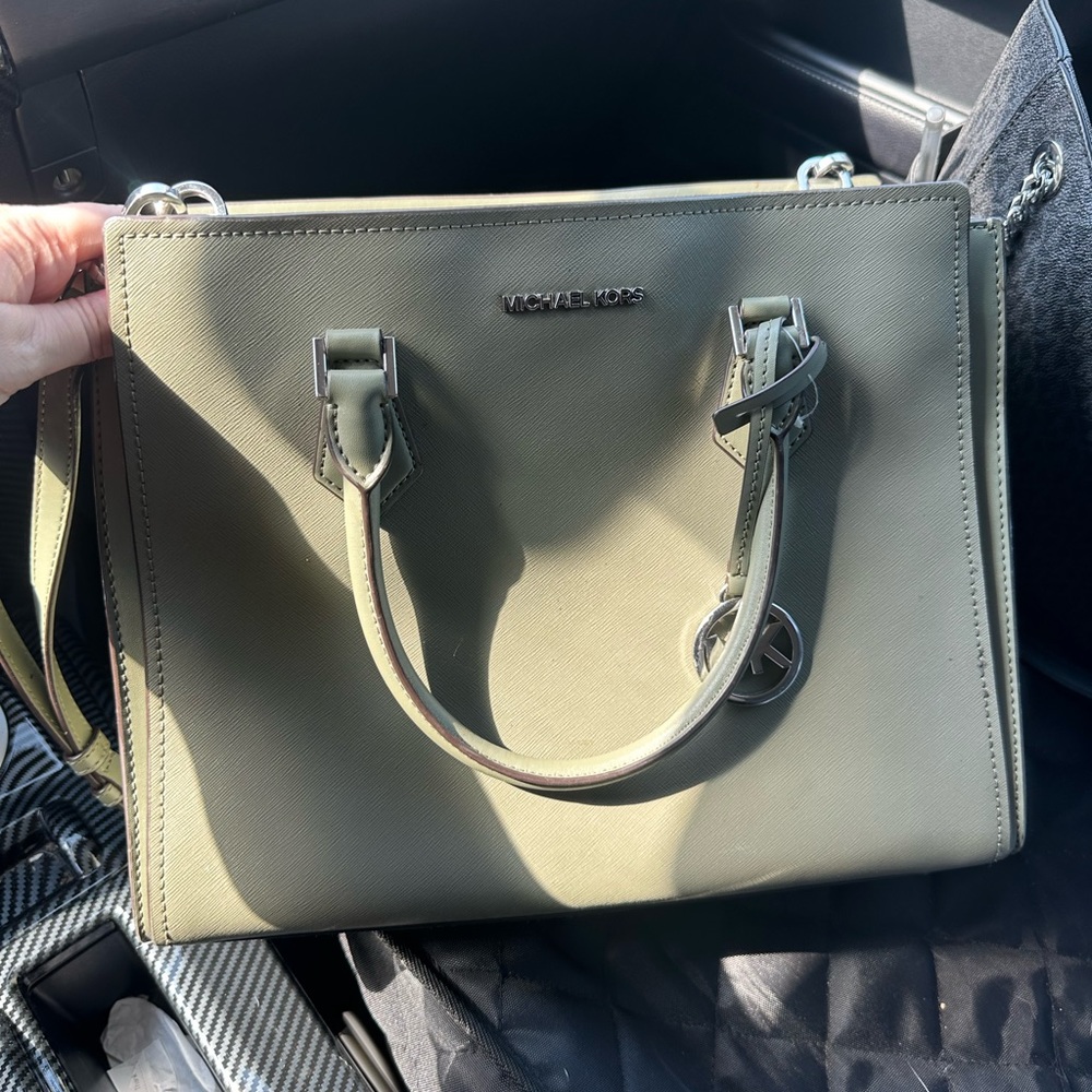 Large michael kors satchel